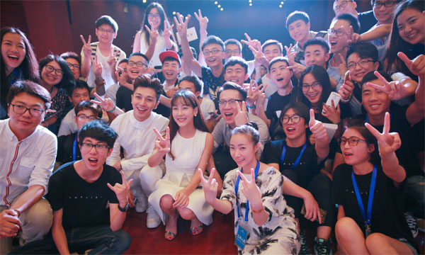 2015年10月B轮,红杉领投 2015年10月B轮,红杉领投